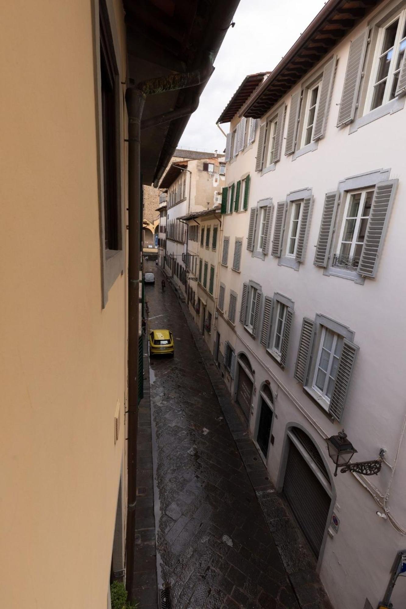 Bizze Santa Croce Apartment